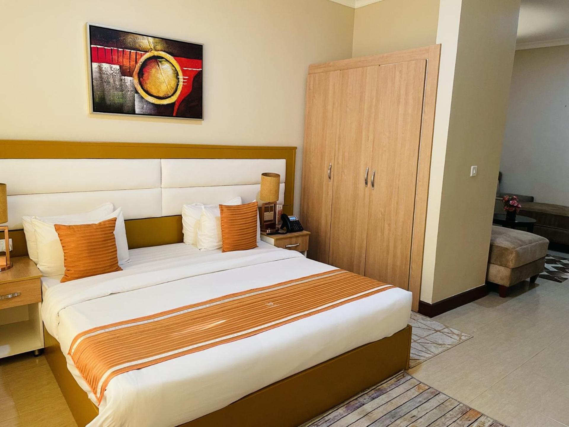 Nashera Hotels 도도마 외부 사진