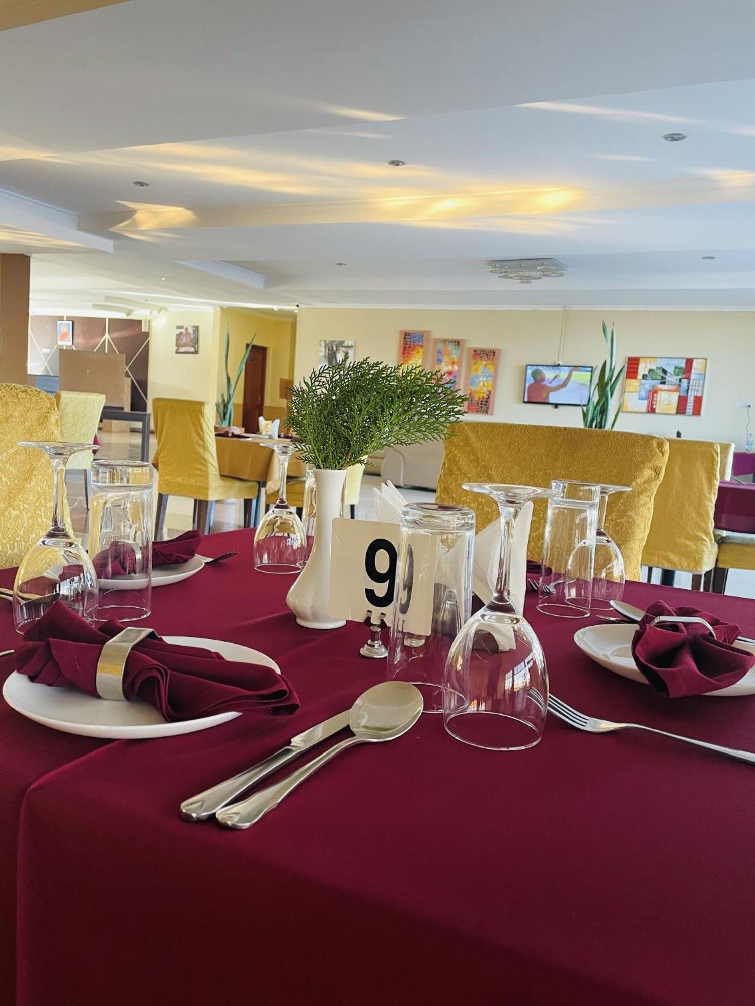 Nashera Hotels 도도마 외부 사진